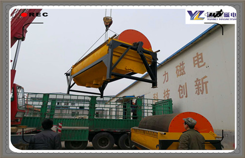 小型磁選機，選擇合適的小型磁選機助力您的工業(yè)生產(chǎn)_礦用選擇合適的小型磁選機助力您的工業(yè)生產(chǎn)_小型強磁滾筒磁選機 